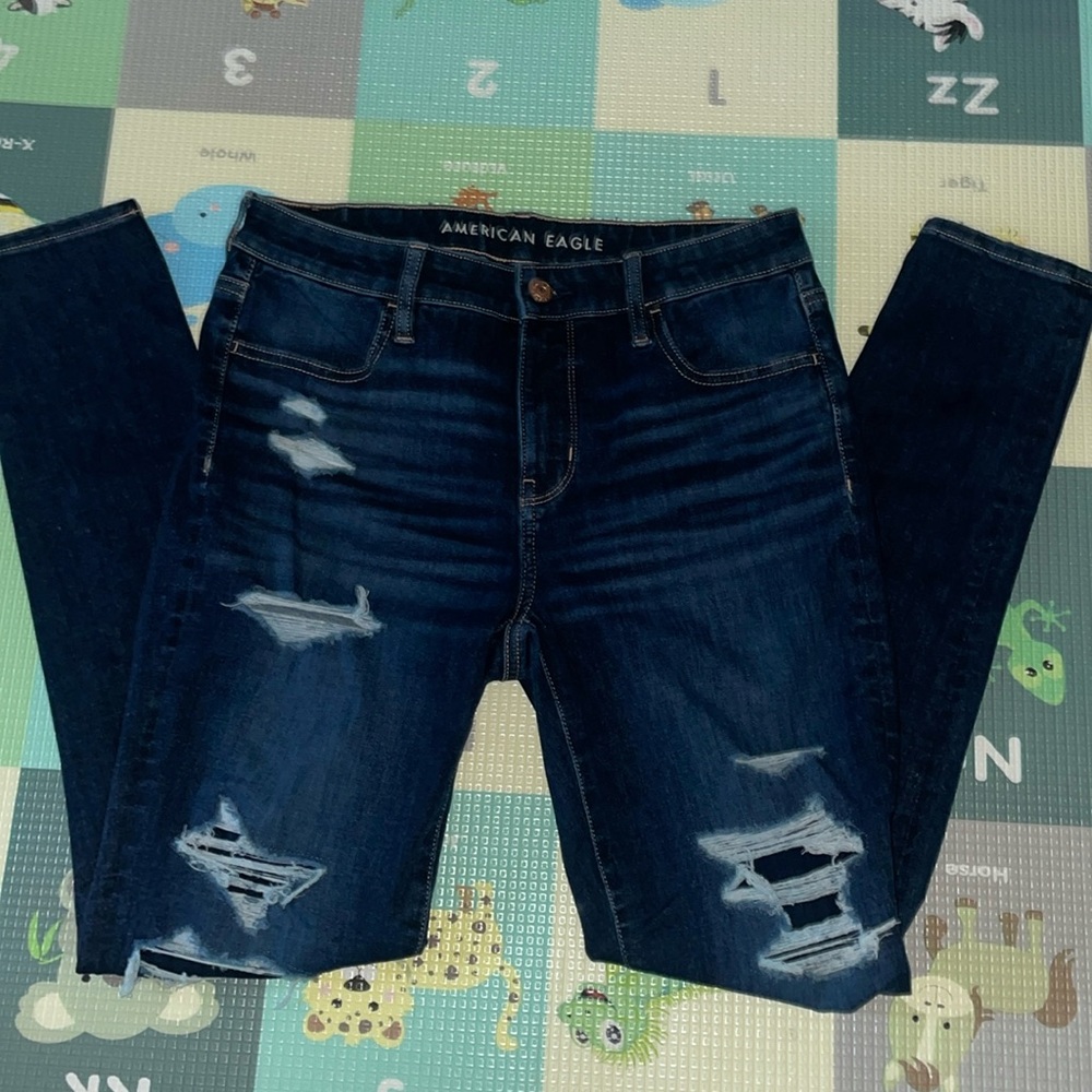 AE Dream Ripped Low-Rise Jegging